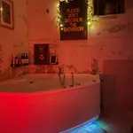 Hostel The Ozorian & Glamping
