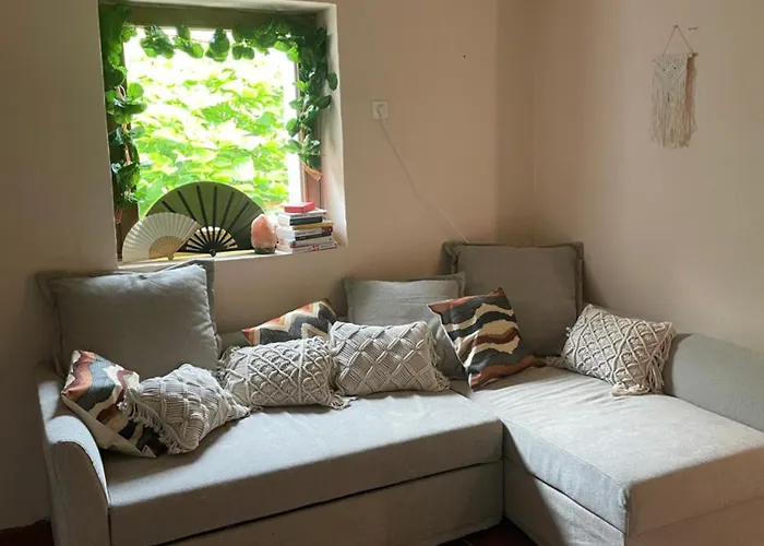 The Ozorian Albergue